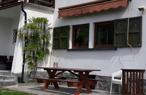 Premadio House | Villa Bianca Bormio: Pet-Friendly Stay with Garden Access