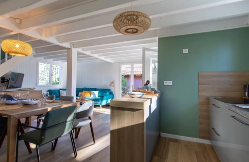 Hourtin-Plage House | Villa Bikini: Pet & Child Friendly, Steps from the Ocean