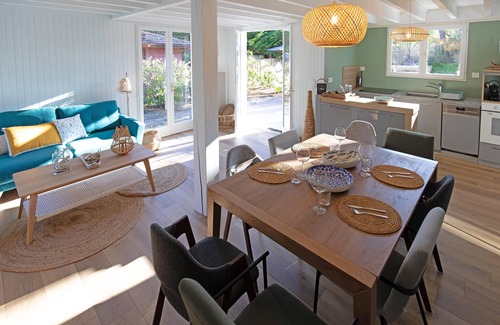 Hourtin-Plage House | Villa Bikini: Pet & Child Friendly, Steps from the Ocean