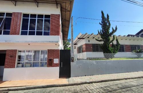 Velha Apartment | Villa Bilac 06 - Cozy Studio Near Vila Germânica, Pet Friendly