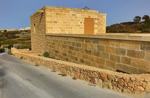 Nadur House | Villa Bingemma: Family-Friendly Retreat with Pool Access