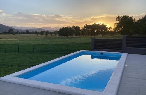 Otocac Villa | Experience Villa Biser Gacke: Oceanfront Bliss with Pool