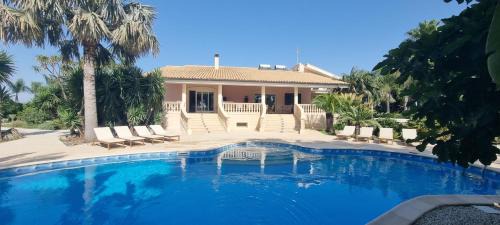 Syracuse Apartment | Villa Bismarkia: Oceanfront Retreat with Top Guest Rating