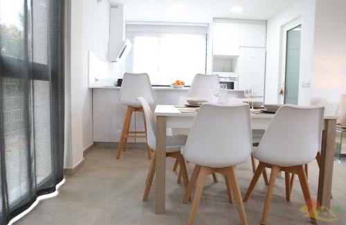 Santiago de la Ribera Villa | Villa Blanca with private pool - San Javier
