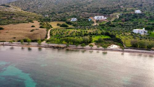 Leros House | Discover Villa Blefouti: 4-Star Oceanfront Bliss