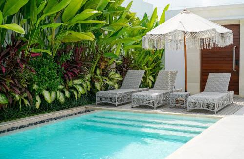 Munggu Villa | Beachfront Villa Blue Lagoon in Vibrant Canggu