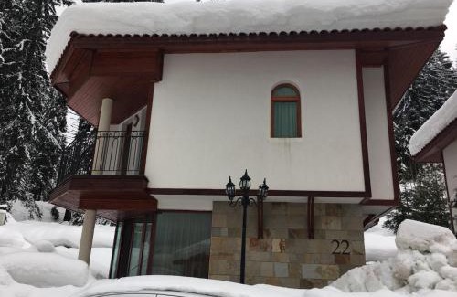 Pamporovo Villa | Family-Friendly Retreat at Villa Bojinovi - Forest Nook 2
