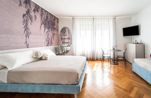 Roiano-Gretta-Barcola-Cologna-Scorcola Bed & Breakfast | Relax at Villa Bonafata B&B with Oceanfront Hot Tub