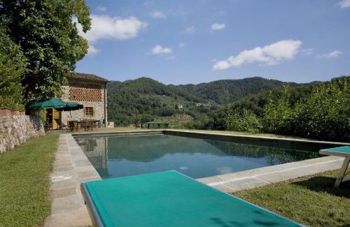 Pescaglia Villa | Unforgettable Family Retreat at Villa Bottino - 4 Star Stay