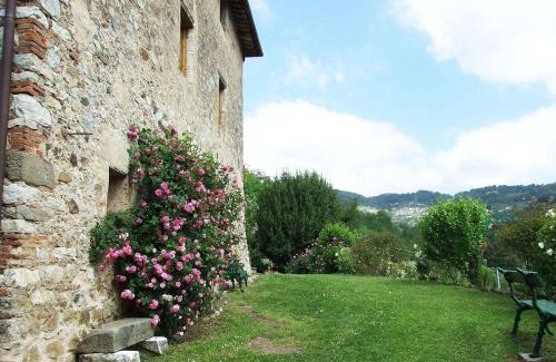 Pescaglia Villa | Unforgettable Family Retreat at Villa Bottino - 4 Star Stay