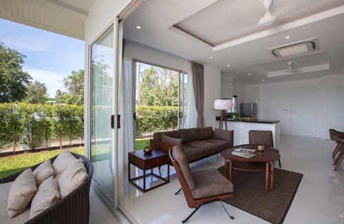 Plai Laem Villa | Villa 'Bovila': Family Holiday Home with Ocean Views
