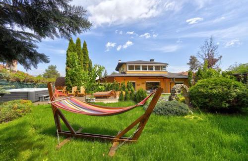Boyana Villa | Villa Boyana: Oceanfront Retreat with Hot Tub & Top Reviews