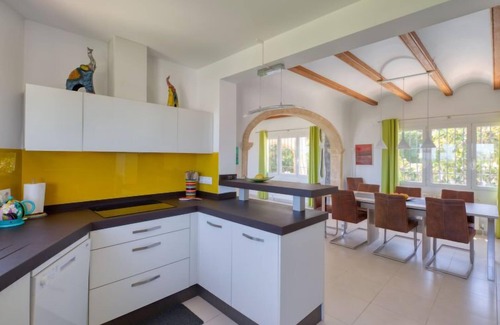 El Tosalet House | Relax at Villa Bramble with Oceanfront Views and Pool
