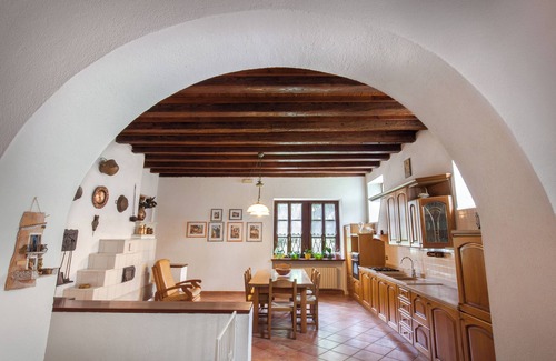 Peri Villa | Villa Brignoli: Historic Stately Home with Spa & Breakfast