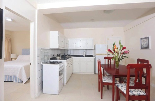 Saline Point Villa | Villa Brise de Mer 2BR: Oceanfront Escape in Saline Pointe