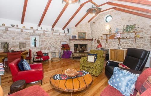 Dicmo Villa | Villa Brkic: Private Pool Oasis with Playground Access