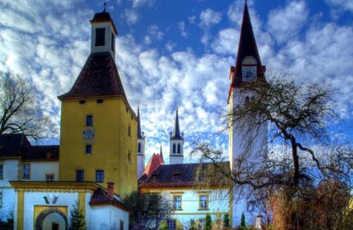 Leitendorf Apartment | Delightful Oceanfront Villa Brunegg in Leoben