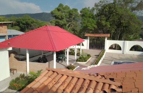 Ricaurte Villa | Villa Bruselas: Guest Rated 8.9, Pet-Friendly Retreat