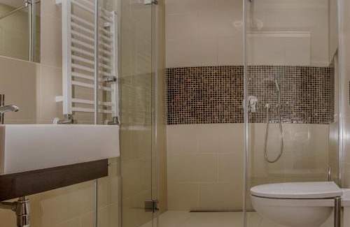 Jastrzebia Gora Bed & Breakfast | Relaxing Villa Buki Pokoje & SPA with Oceanfront Views