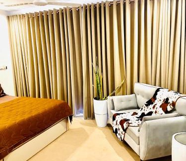 Rathmalana Villa | Cozy Villa by the Mountain - Perfect for Families