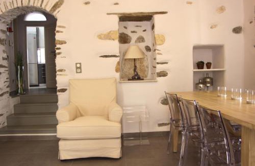 Lefkes Villa | Kid-Friendly Villa Byzantino with High Guest Ratings