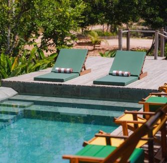 Marau Cabin | Villa Céu: Oceanfront Getaway with Spa & Pool Amenities