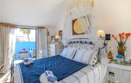 Casuzze House | Villa Calambra: Family-Friendly Retreat with Pool Access
