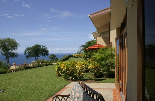 El Ocotal Villa | Villa California: Ocean View Escape with Top Amenities