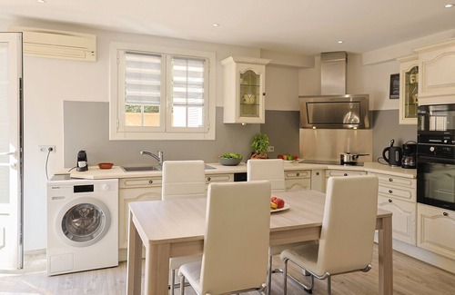 La Marana Villa | Villa California: Relax by the Pool, Steps from the Sea
