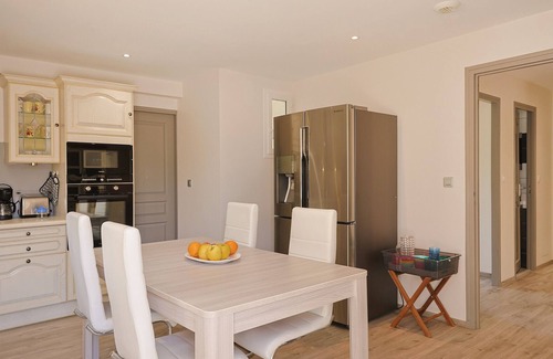 La Marana Villa | Villa California: Relax by the Pool, Steps from the Sea