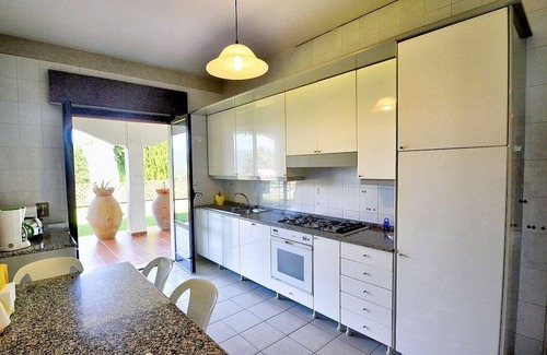 Agropoli House | Villa Calipso A: Guest Rated 9.6, Seaside Relaxation Awaits
