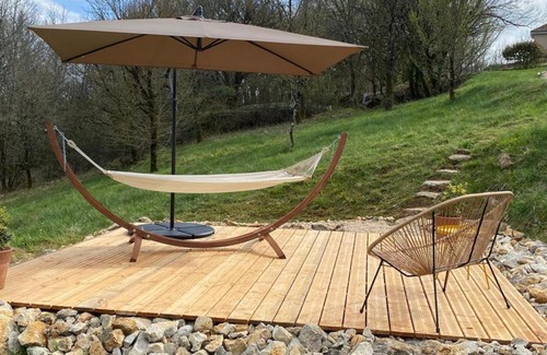 Cajarc House | Villa Calloras: Pet-Friendly Retreat with Ocean Views