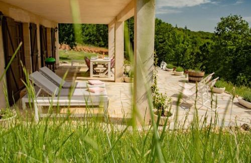 Cajarc House | Villa Calloras: Pet-Friendly Retreat with Ocean Views
