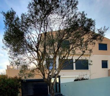Le Grau-Du-Roi House | Villa Camarguaise: Beachfront Bliss & Poolside Relaxation