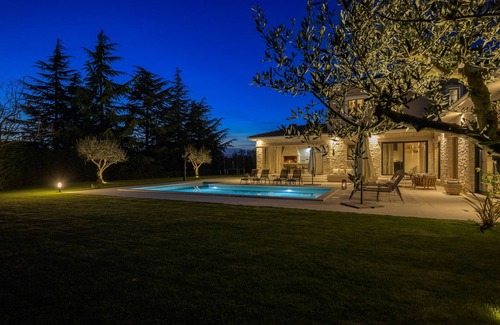 Gracisce Villa | Villa Cami in Istria: Family-Friendly with Private Pool