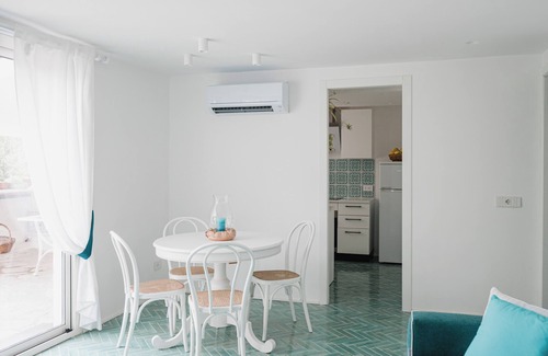 Ischia Porto House | Villa Camilla: Family-Friendly Retreat with Pool & Breakfast