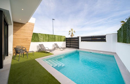 Roda Villa | Relaxing Retreat at Villa Camilla with Pool & Family Fun