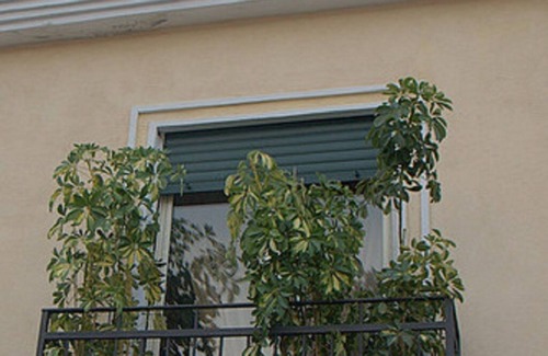 Reggio Calabria House | Cozy Villa Camilla Guest House with a Fully Equipped Kitchen