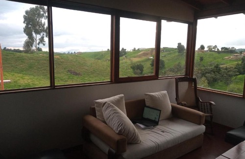 San Pedro Villa | Relaxing Villa Campestre: Family-Friendly Retreat Awaits