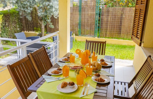 Mal Pas-Bon Aire Villa | Villa Can Cuart: Guest Rated 10/10 with Ocean Views & Pool