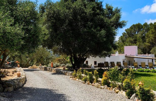 Sant Llorenc de Balafia Villa | Villa Can Rafalet in Ibiza