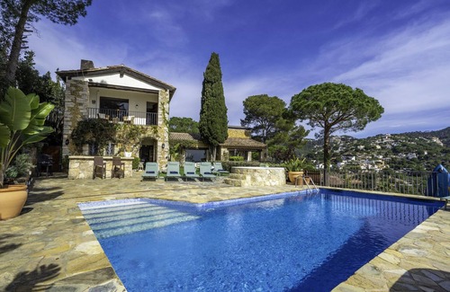 Lloret de Mar Villa | Villa Can Toni: Oceanfront Getaway with Hot Tub & Pool