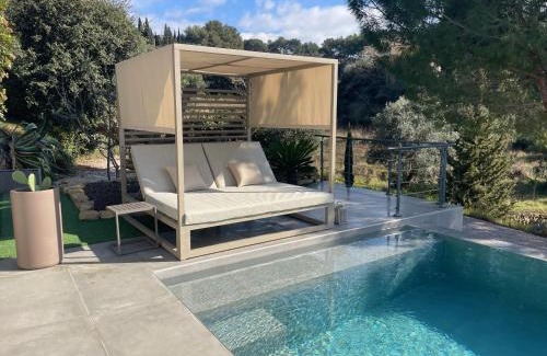 Bandol Villa | Villa Canadeau: 4-Star Stay with Exceptional Guest Ratings