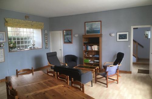 Saint-Pair-sur-Mer House | Villa Canthar: Family-Friendly Oceanfront Retreat