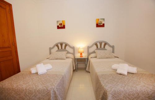 La Canuta Villa | Relax at Villa Canuta De Ifach – Pool & Pet Friendly