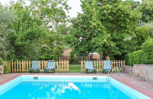 Montechiaro House | Villa Capannina - Vineyard View Retreat with Pool Access