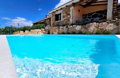 San Teodoro Villa | Villa Capo Coda Cavallo: Private Pool & Oceanfront Bliss