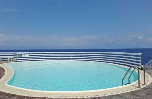Capo D'arco House | Pet-Friendly Villa Capo d'Arco with Pool & Family Amenities