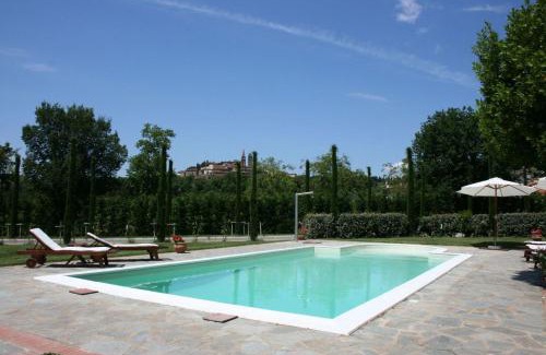 Castiglion Fiorentino Villa | Experience Villa Cappuccini: Oceanfront, Pet-Friendly Retreat