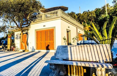 Schiazzano House | Villa Capri: Guest Rated 10/10 with Wonderful Views